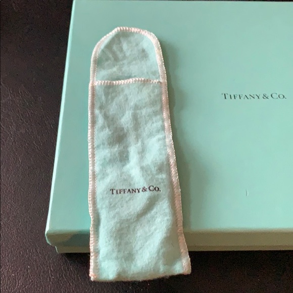 Tiffany box and dust bag - Picture 3 of 3